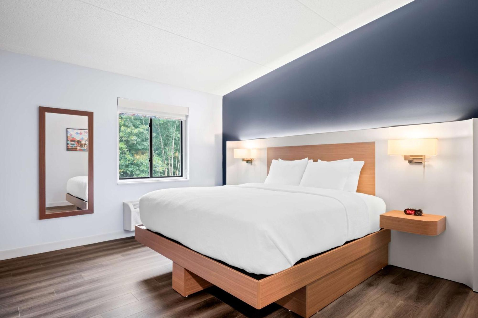 Best Western Niantic - New London, Mystic Area Buitenkant foto