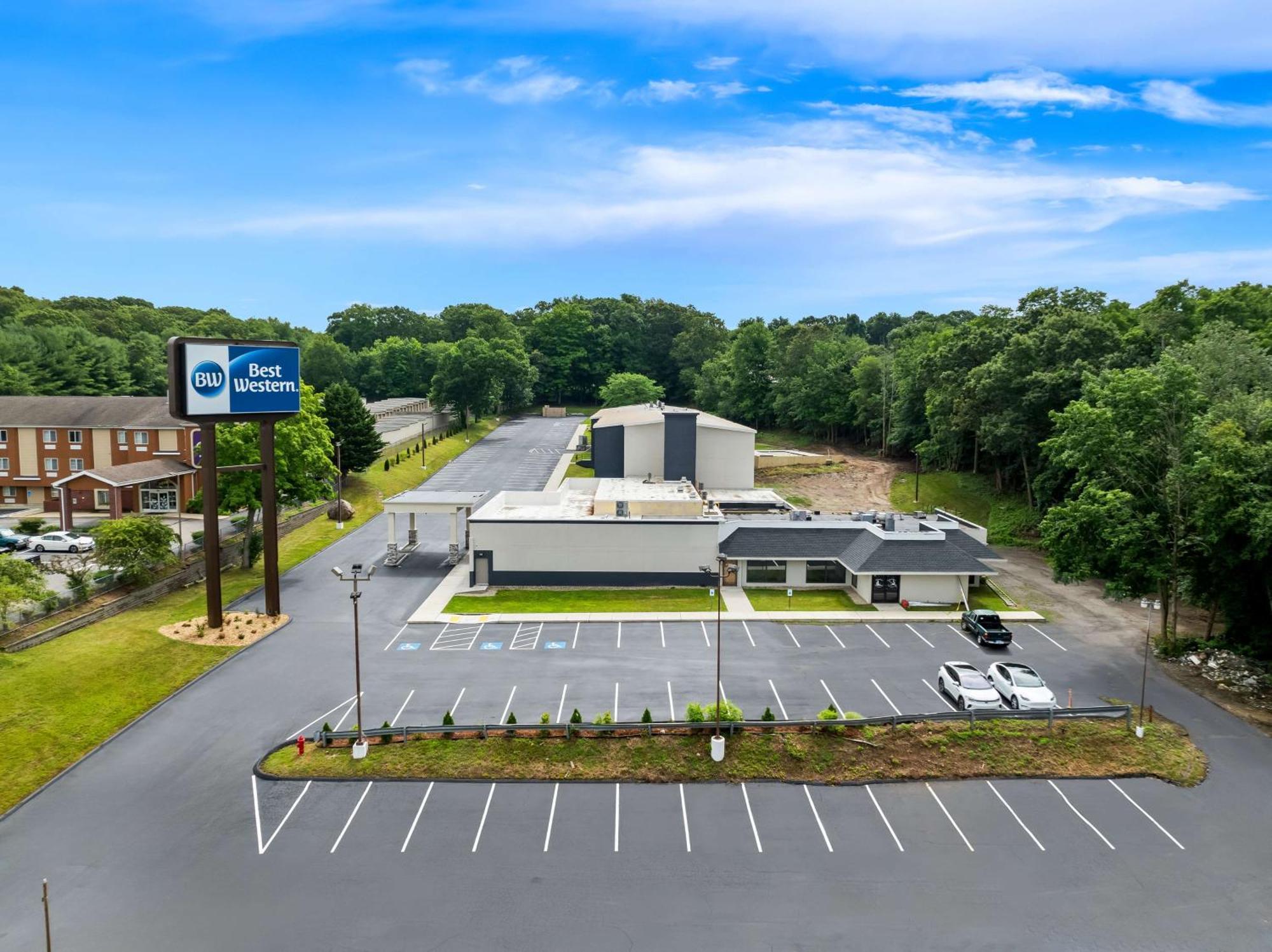 Best Western Niantic - New London, Mystic Area Buitenkant foto