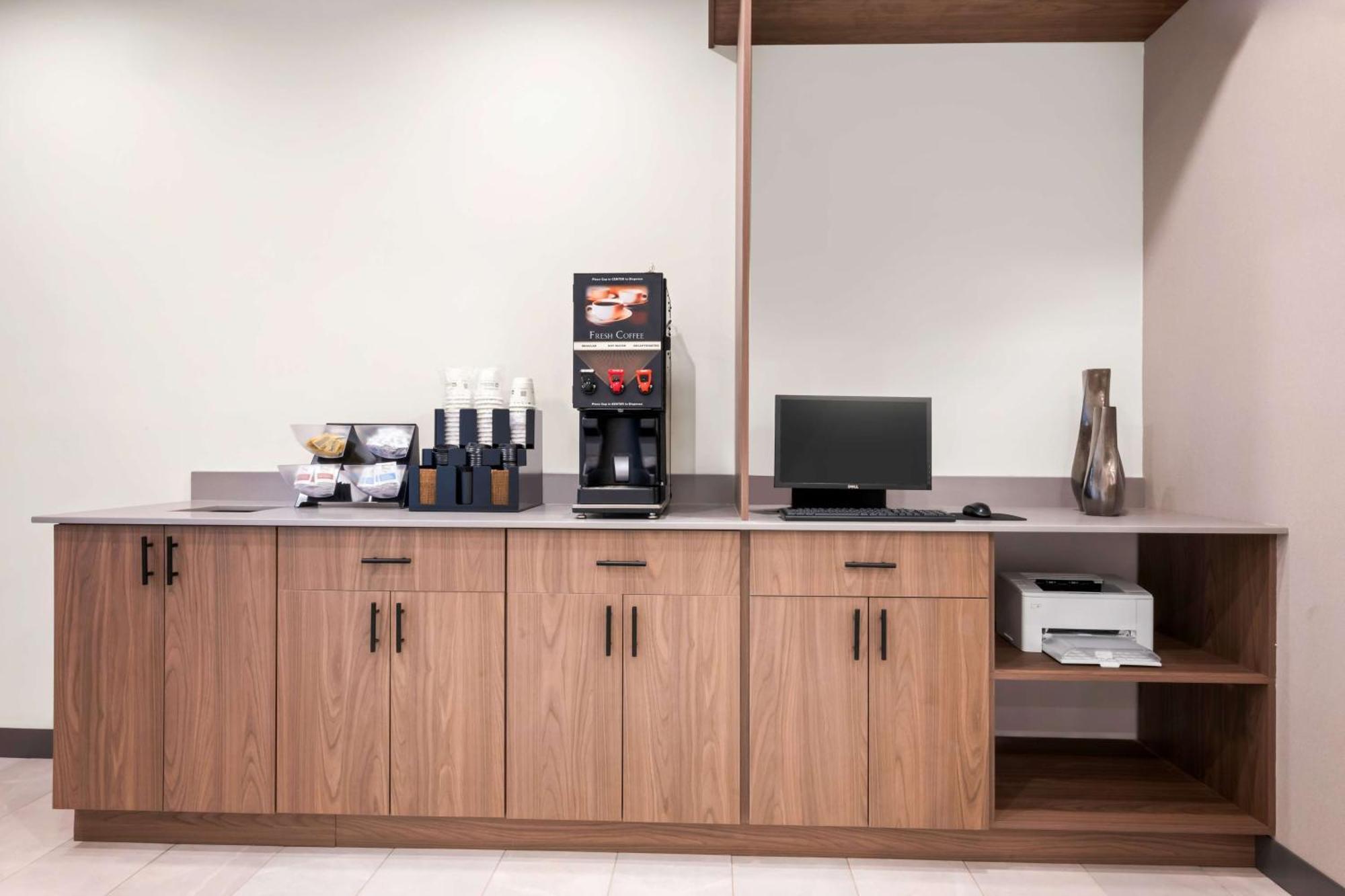 Best Western Niantic - New London, Mystic Area Buitenkant foto