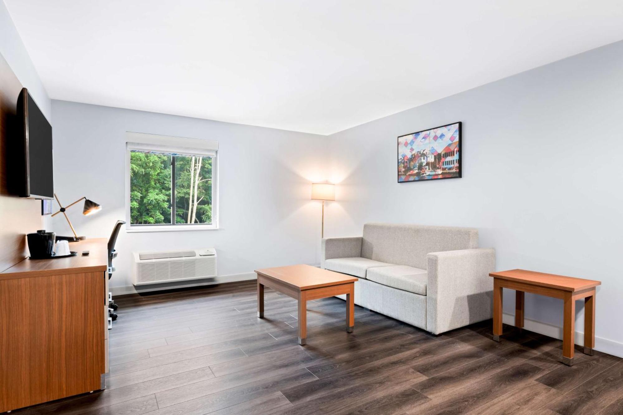 Best Western Niantic - New London, Mystic Area Buitenkant foto
