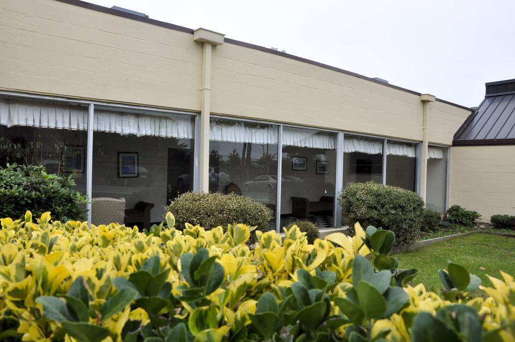 Best Western Niantic - New London, Mystic Area Buitenkant foto